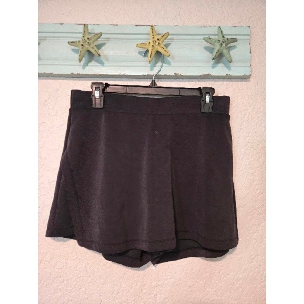 Ododos Black Skort